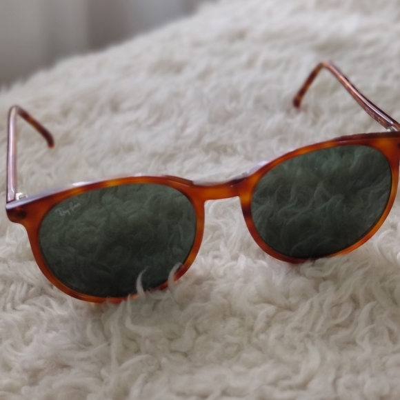 Ray-Ban Accessories - Ray-Ban vintage tortoise shell sunglasses sunnies style c B&L